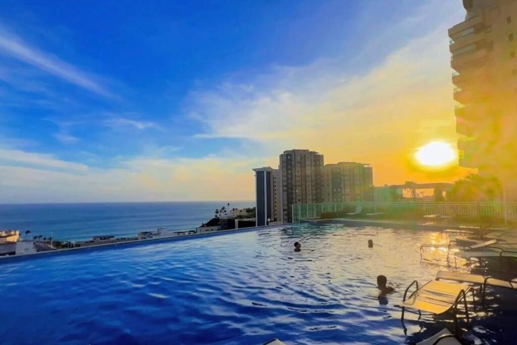 Vista Mar Nascente, Dois Quartos, Novo, No Melhor Do Rio Vermelho, Condominio Club, 1103 Salvador Luaran gambar